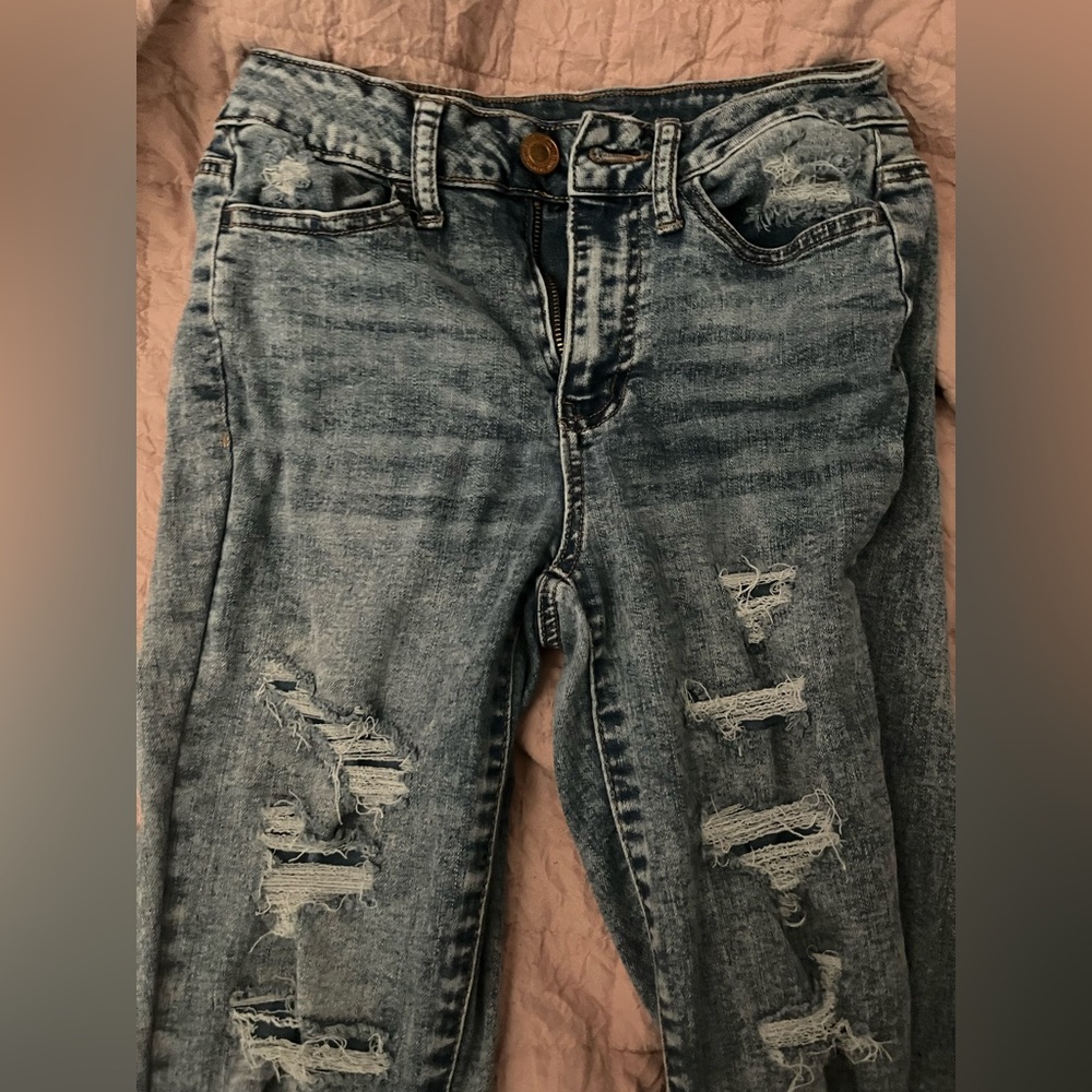 SO Women's Distressed Denim Skinny Jeans